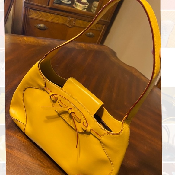 kate spade Handbags - Kate Spade Yellow Leather Shoulder Bag